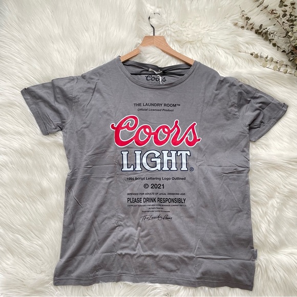 Urban Outfitters The Laundry Room X Coors Light Beer Official Tee - Picture 8 of 15